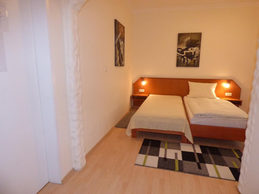 Hotel Diele Detmold Eksteriør billede
